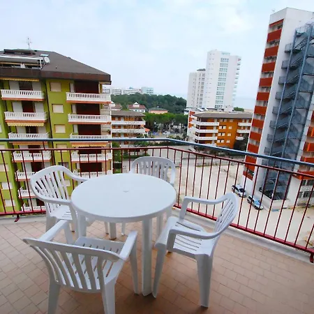 Apartment Locazione Turistica Cristallo Lignano Sabbiadoro